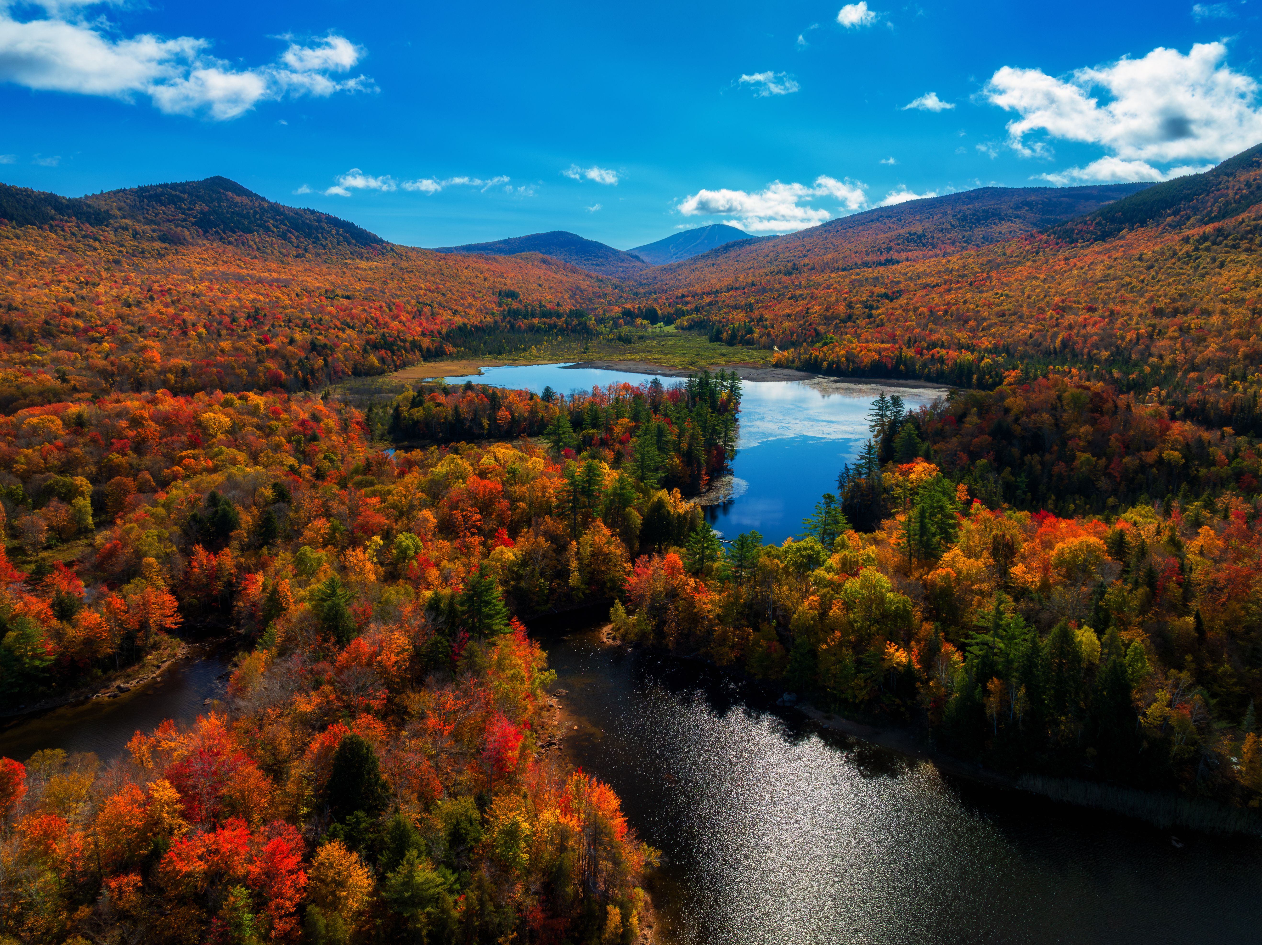 aerial-view-of-lake-in-vermont